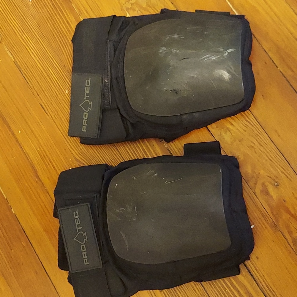 ProTec knee pads skateboarding medium